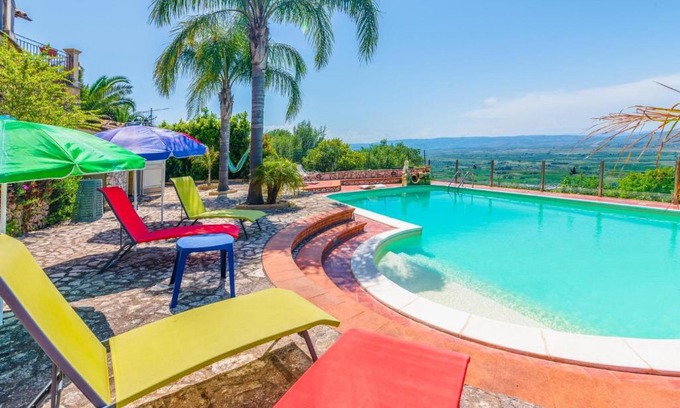 Carlentini House | Casetta con piscina fra Catania e Siracusa
