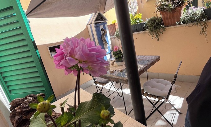 Nettuno House | "Casetta del Borghetto" - "In the Heart of the Borghetto" Near the sea and Rome.