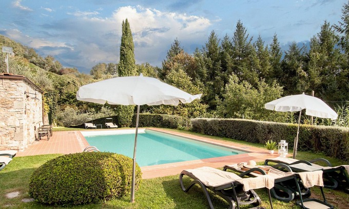 Nozanno Apartment | Casetta di Butia, Glicine apartment with pool