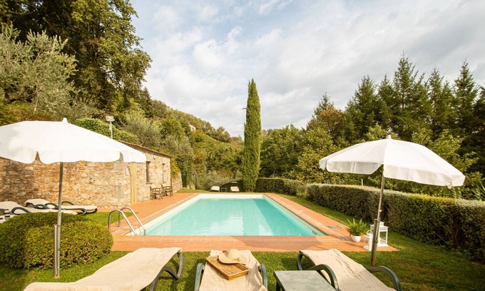 Nozanno Apartment | Casetta di Butia, Mimosa apartment with pool
