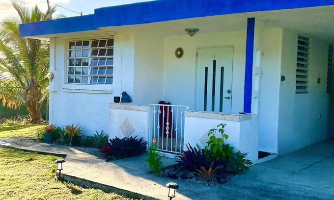 Cayey House | Casita La Ley en Cayey with 2-bedroom AC & WiFi.