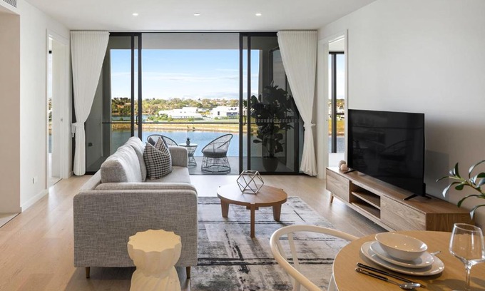 Mermaid Waters Apartment | CASSA LANES - Luxury Apartments Managed by The Cassa