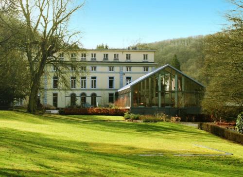 Pont-a-Lesse Hotel | Castel de Pont-a-Lesse
