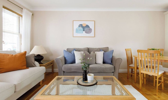 Lewes House | Castle Bank Terrace - just a few minutes walk to the high street