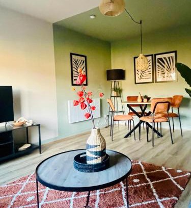 Paisley Apartment | Castle Gait Apartment