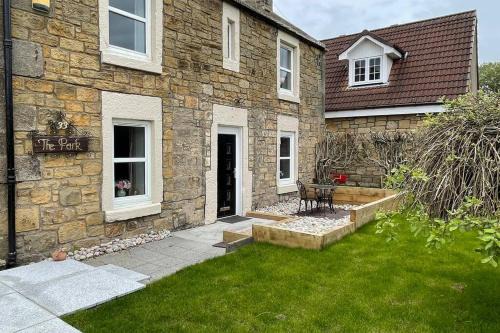 Dalkeith House | Castle View House