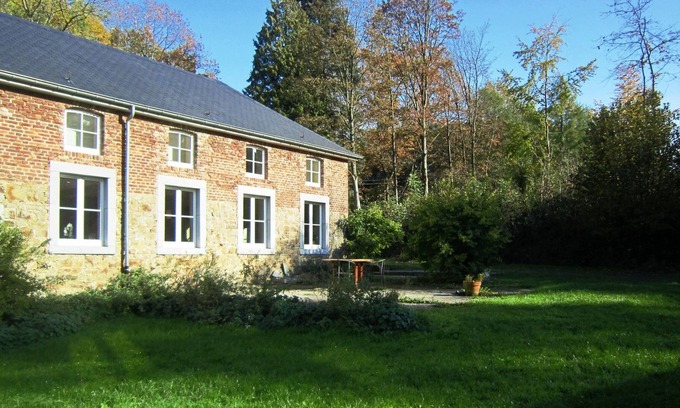Harre Cottage | Castle wing situated in the heart of a quiet and green paradise