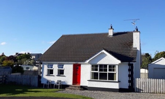 Castlerock Cottage | Castleshaw Holiday Home