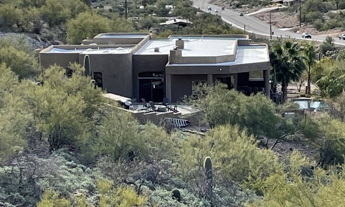 Tucson House | Catalina Foothills Sabino Canyon Four Bedroom One Acre Estate