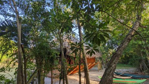 Rekawa Bed & Breakfast | Catamaran Lagoon Cabana