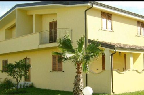 Caulonia Apartment | Caulonia, 2 bed 1st Floor Apartment Close To Beach