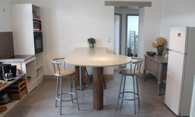 Cauroy-les-Hermonville Cottage | Cauroy Les Hermonville: Spacious cottage, fully renovated with style decoration. All mod cons.