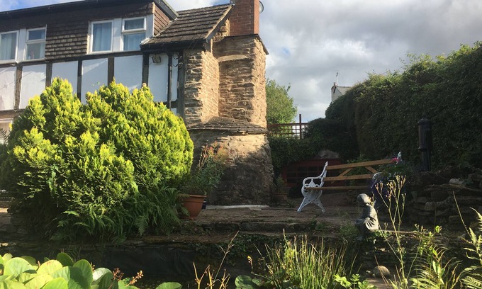 Pencombe Cottage | Causeway Cottage