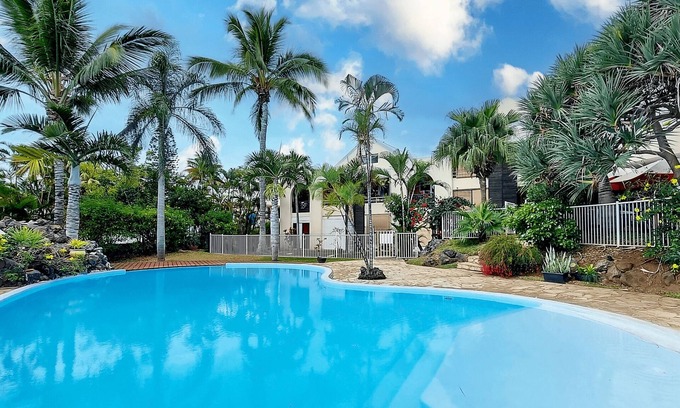 Caphomard Apartment | Cazizah - Studio with shared swimming pool - Saint-Gilles-les-Bains