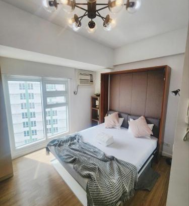 Cebu Apartment | Cebu Solinea Tower1 in front of Ayala