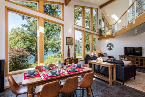 Florence House | Cedar Point Mercer Lakehouse