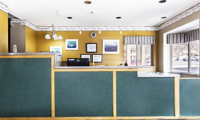 Cedar City Hotel | Cedar Valley Inn