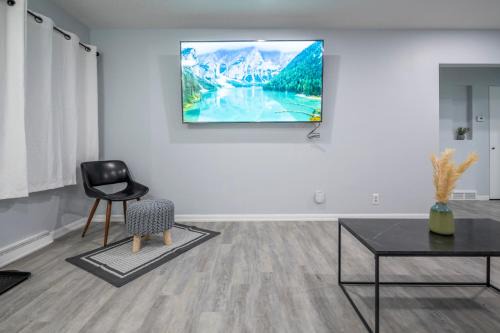 Highland Park Apartment | CenterStreet-Cozy 3bed Pet Friendly Suite 08Entire