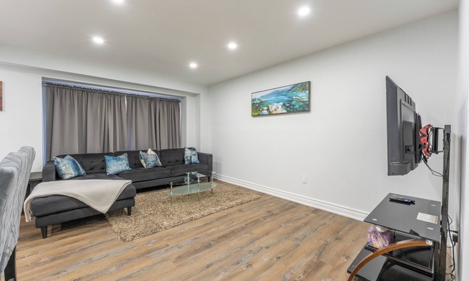 Whitby House | Central and Family-Friendly House in Whitby