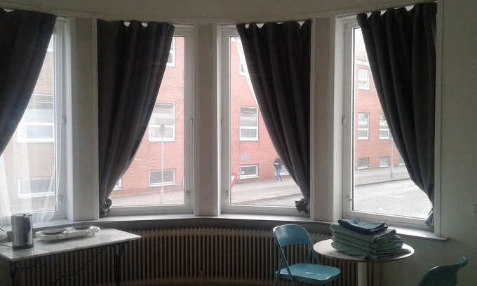 Kolding Apartment | Central Apartment adj Train Station. Fully furnished fully equipped.