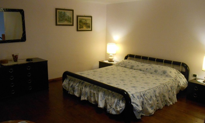 Chiaia Apartment | Central apartment close the SEA in the most beautiful area of Naples MERGELLINA