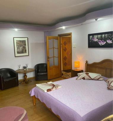 Piatra Neamt Apartment | Central Home