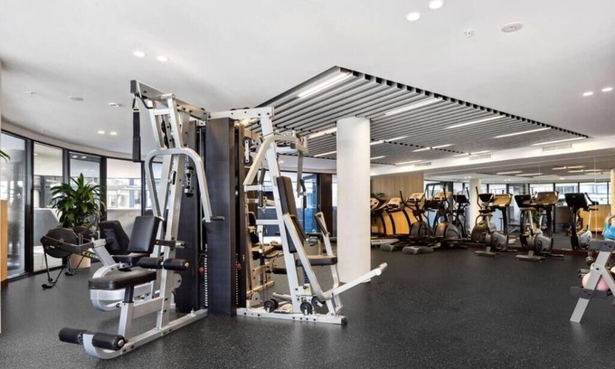 Lyons Apartment | Central located 1Bedroom Apartment in Woden ACT