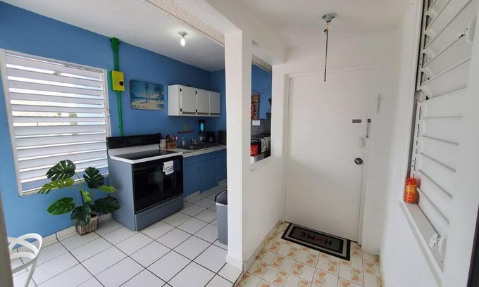 Santurce Apartment | Central location apartment with WiFI + AC