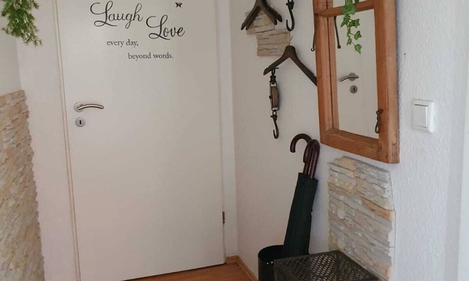 Grosssolt Apartment | Central quiet room in the country near A7