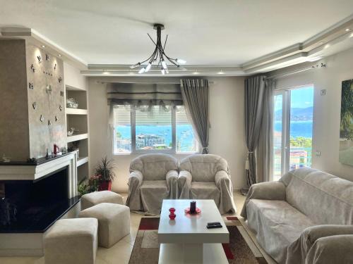 Qender Apartment | Central Roko Apartment