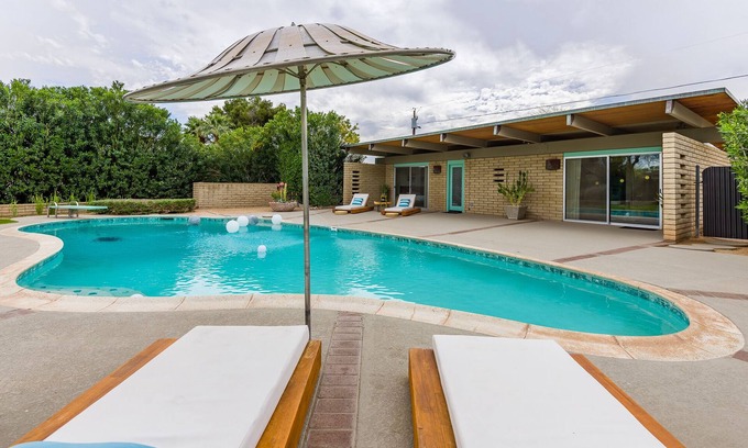 Central Scottsdale House | Central Scottsdale Modern Midcentury Frank Lloyd Wright Inspired with Pool