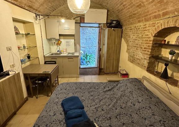 Siena Historical Center Apartment | Central Small Studio Apartment