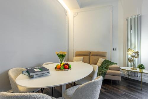 Loreto Apartment | Central Station, Luxury & Modern with all comfort!