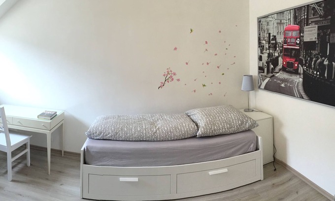 Mitte Apartment | Central top floor apartment in close proximity to the main market and Porta Nigra