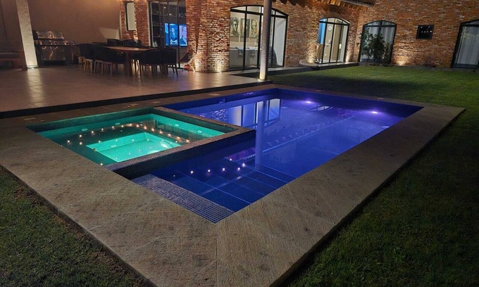 Avandaro House | Centrally located and spacious house 5 minutes from downtown Avándaro.