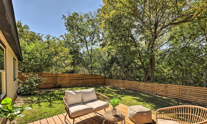 Franklin Park House | Centrally Located Austin Home w/ Large Yard!