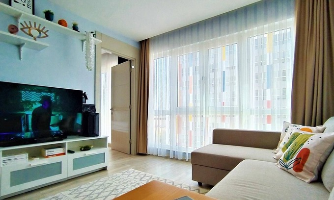 Kepez Apartment | Centrally Located Flat with Pool in Antalya