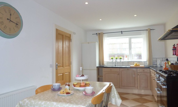 Milltown House | Centrally located for Ring of Kerry, Dingle & Killarney