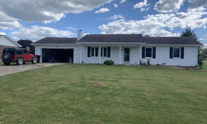 Somerset House | Centrally located house at Pond Meadow Place