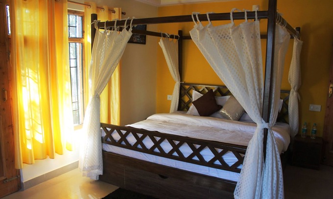 Shimla Apartment | Centrally located yet offers tranquility amidst a coniferous thicket.