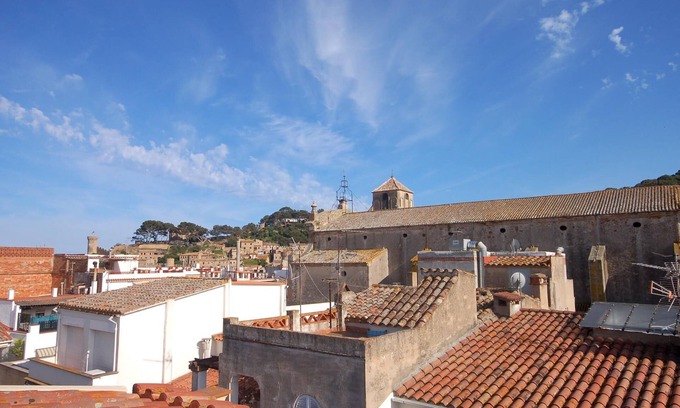 Tossa de Mar Apartment | CENTRIC APARTMENT with POOL in TOSSA