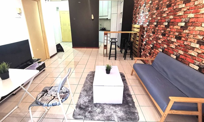 Klang Condo | Centro Klang 2BR Loft Design Suite+ Atari TV games