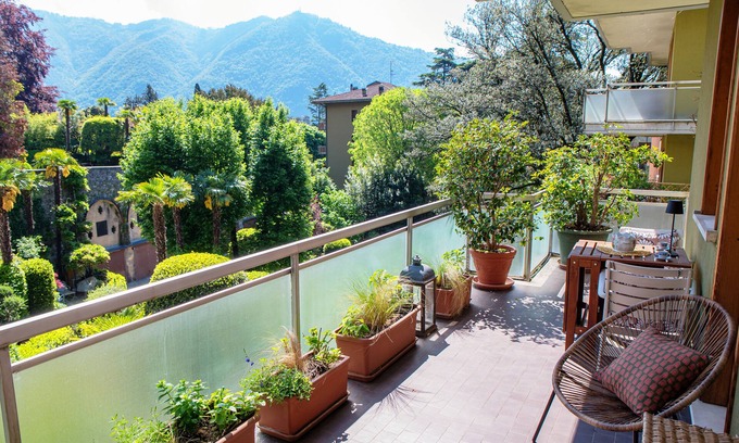 Cernobbio Apartment | Cernobbio Garden View