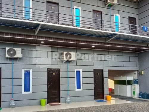 Tegal Hotel | Cerry Village near RS Mitra Siaga Tegal RedPartner