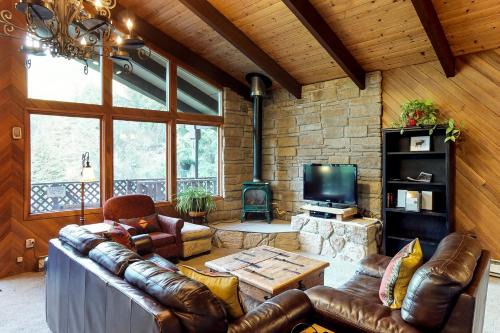 Alyeska Ski Chalet | Cervin Chalet