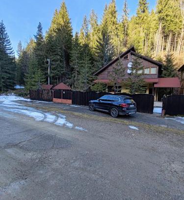 Risca House | CEZARA Ski Lake View