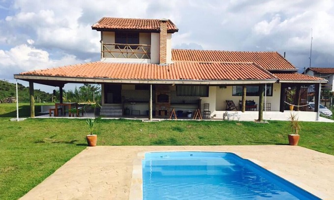 Sao Jose dos Campos House | Chácara com Wifi e Piscina em São José dos Campos