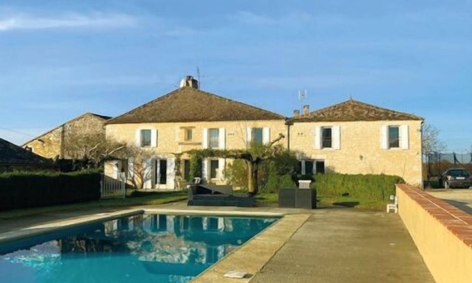 Saint-Jean-de-Duras House | Château au Cœur D'un Vignoble