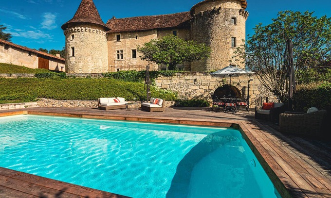 Saint-Aquilin Other | Château de Belet