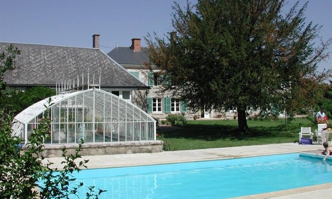 Suevres Bed & Breakfast | Château de la Rue